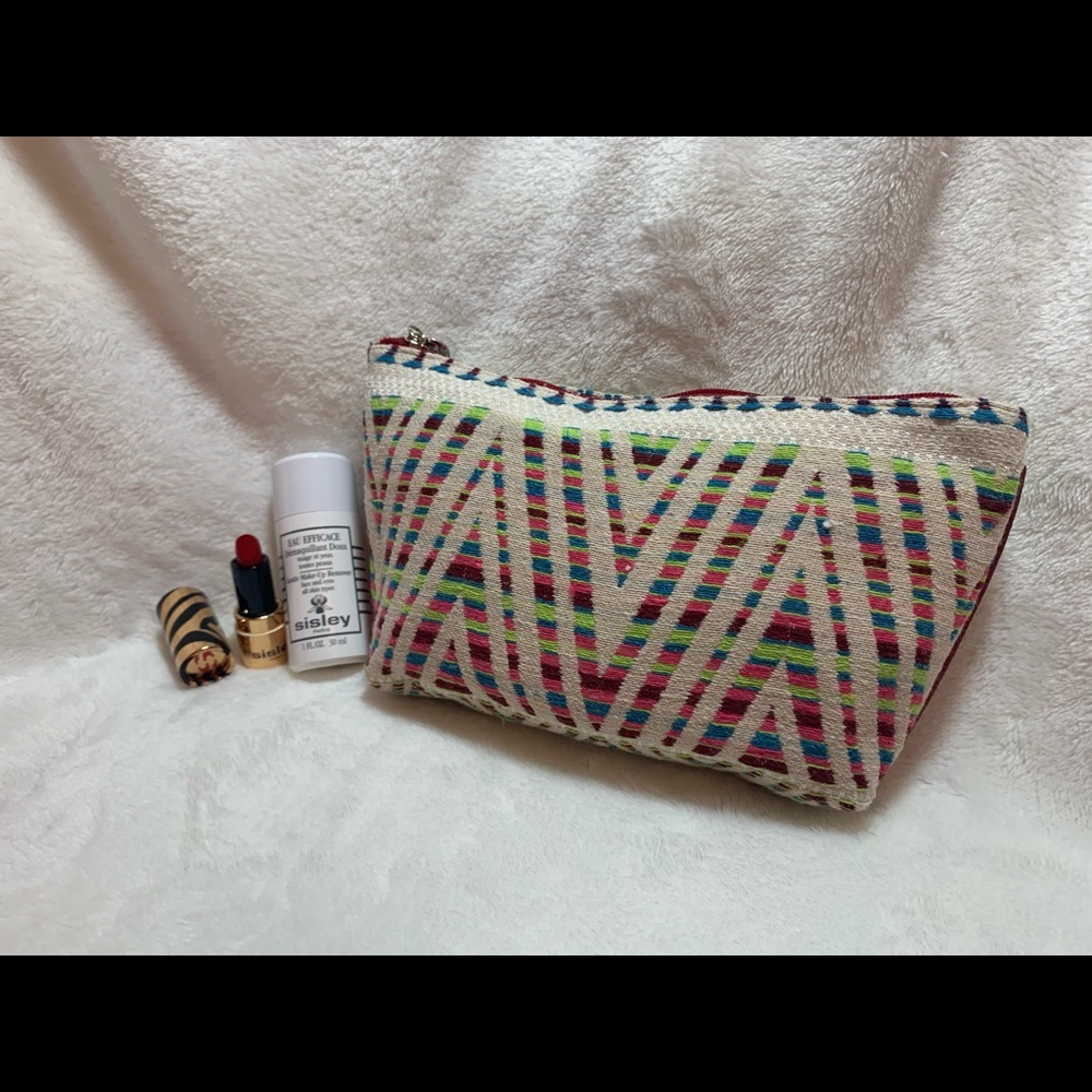 Sisley make up pouch with 2 free sample